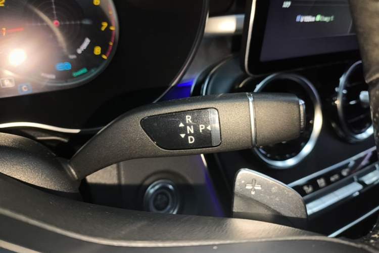 Used Mercedes-Benz C-Class 2021 C 260 L Sport Edition Star Collection Gear Lever