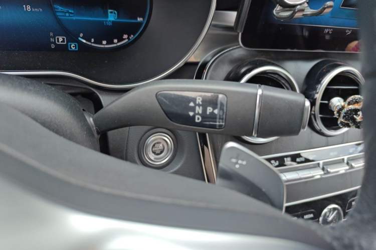 Used Mercedes-Benz C-Class 2021 C 260 L Sport Edition Star Collection Gear Lever