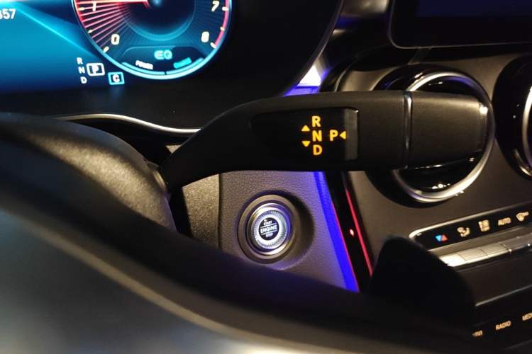 Used Mercedes-Benz C-Class 2021 C 260 L Sport Edition Star Collection Gear Lever