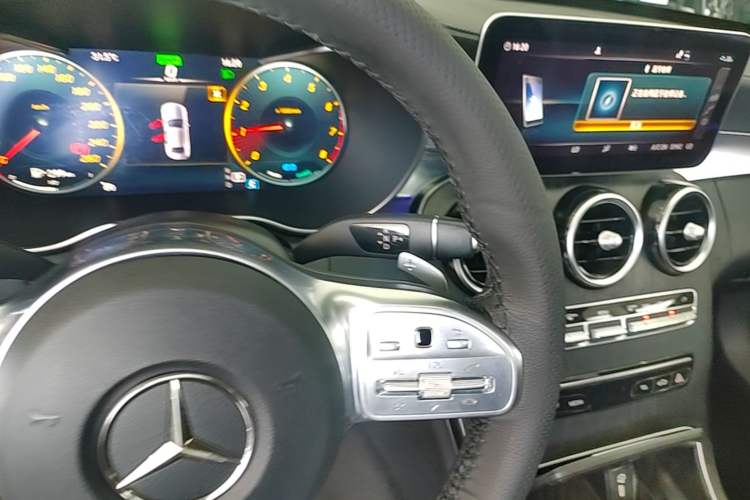 Used Mercedes-Benz C-Class 2021 C 260 L Sport Edition Gear Lever