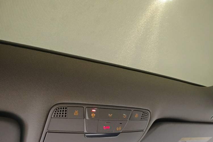 Used Mercedes-Benz C-Class 2021 C 260 L Sport Edition Star Collection Headliner