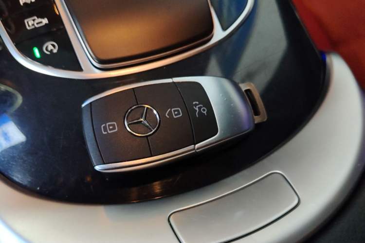 Used Mercedes-Benz C-Class 2021 C 260 Star Edition Interior 1