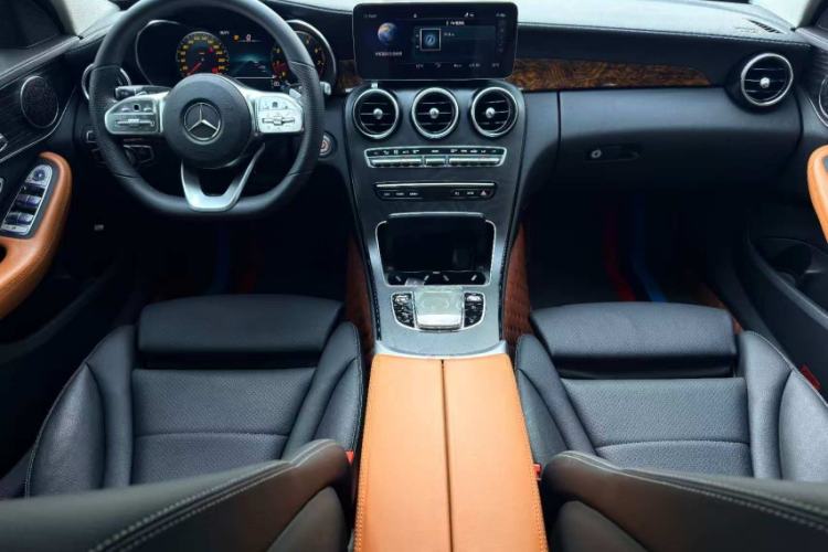 Used Mercedes-Benz C-Class 2021 C 200 L Fashion Edition Sport Version Interior 1