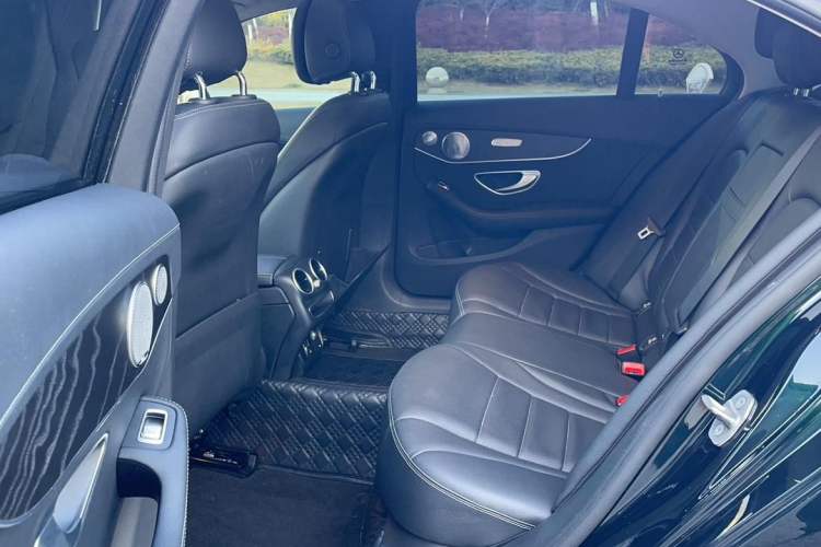 Used Mercedes-Benz C-Class 2021 C 260 L Sport Edition Star Collection Interior 3