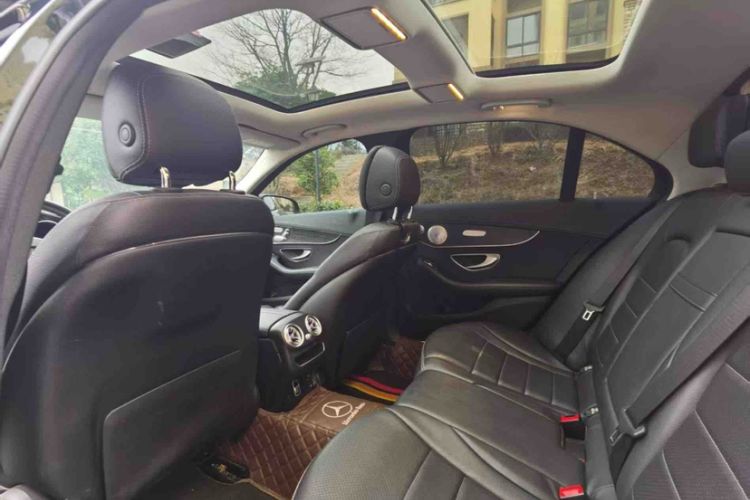 Used Mercedes-Benz C-Class 2021 C 260 L Sport Edition Star Collection Interior 3