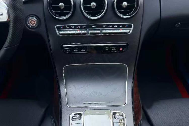 Used Mercedes-Benz C-Class 2021 C 200 L Fashion Edition Sport Version Interior 3