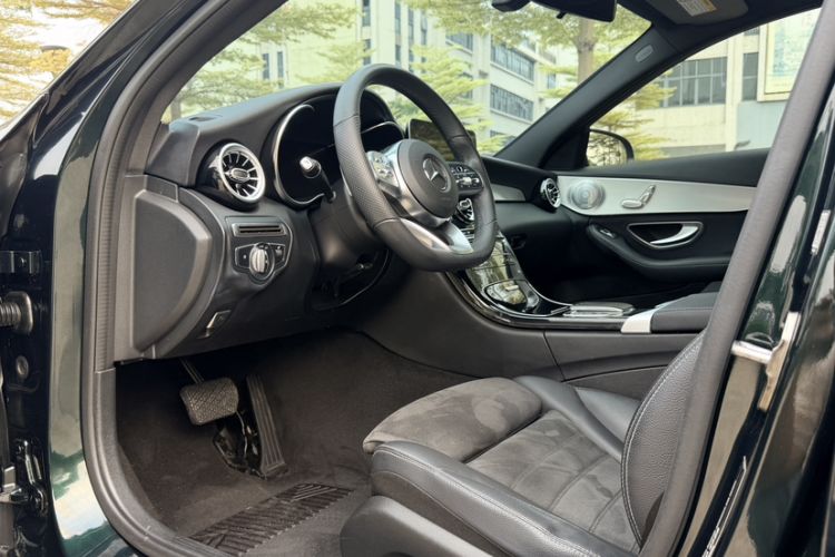 Used Mercedes-Benz C-Class 2021 C 260 Star Edition Interior 4