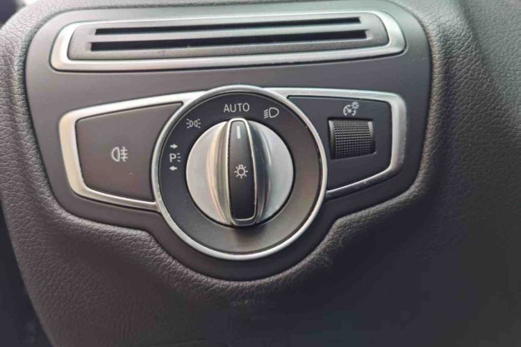 Used Mercedes-Benz C-Class 2021 C 260 L Sport Edition Star Collection Interior 4