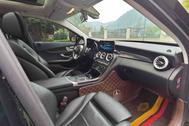Used Mercedes-Benz C-Class 2021 C 260 L Sport Edition Star Collection Interior 5
