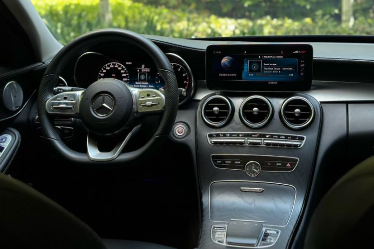 Used Mercedes-Benz C-Class 2021 C 260 L Sport Edition Star Collection Interior 6