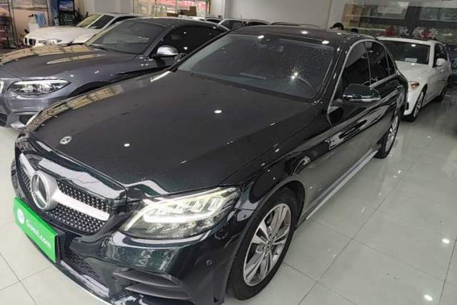 Ojetý Mercedes-Benz C-Class 2021 C 200 L Fashion Edition Sport Version