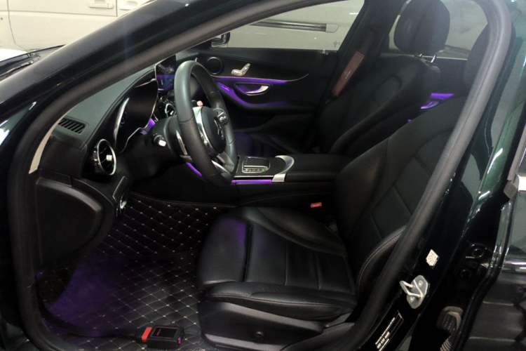 Used Mercedes-Benz C-Class 2021 C 200 L Fashion Edition Sport Version Left Front Seat