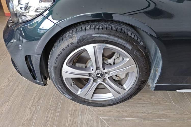 Used Mercedes-Benz C-Class 2021 C 260 L Sport Edition Left Front Wheel Hub