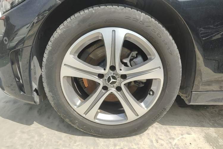 Used Mercedes-Benz C-Class 2021 C 260 L Sport Edition Left Front Wheel Hub