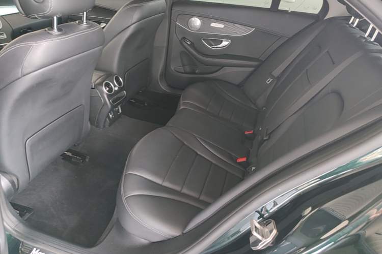 Used Mercedes-Benz C-Class 2021 C 200 L Fashion Edition Sport Version Left Rear Seat