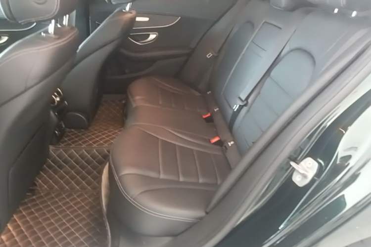 Used Mercedes-Benz C-Class 2021 C 200 L Fashion Edition Sport Version Left Rear Seat