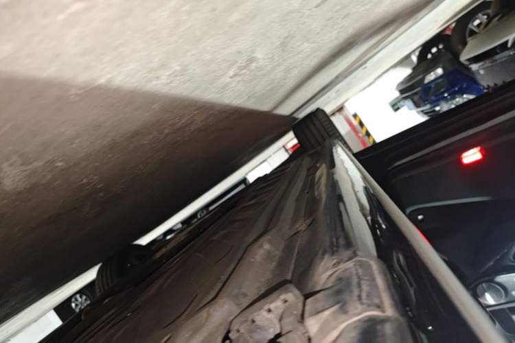 Used Mercedes-Benz C-Class 2021 C 260 L Sport Edition Star Collection Left Side Sill