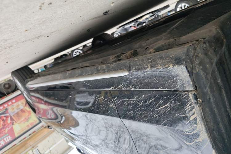 Used Mercedes-Benz C-Class 2021 C 200 L Fashion Edition Sport Version Left Side Sill