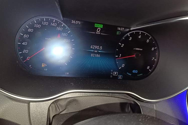 Used Mercedes-Benz C-Class 2021 C 260 L Sport Edition Star Collection Odometer Close Up