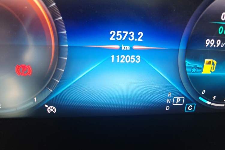 Used Mercedes-Benz C-Class 2021 C 260 L Sport Edition Odometer Close Up