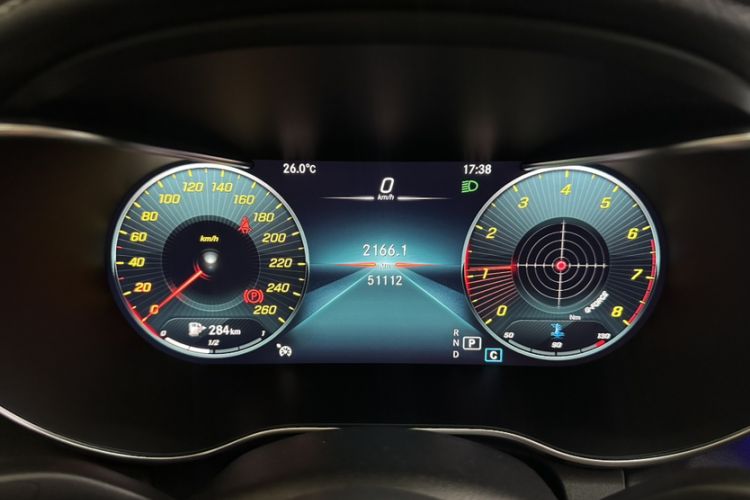 Used Mercedes-Benz C-Class 2021 C 200 L Fashion Edition Sport Version Odometer Close Up