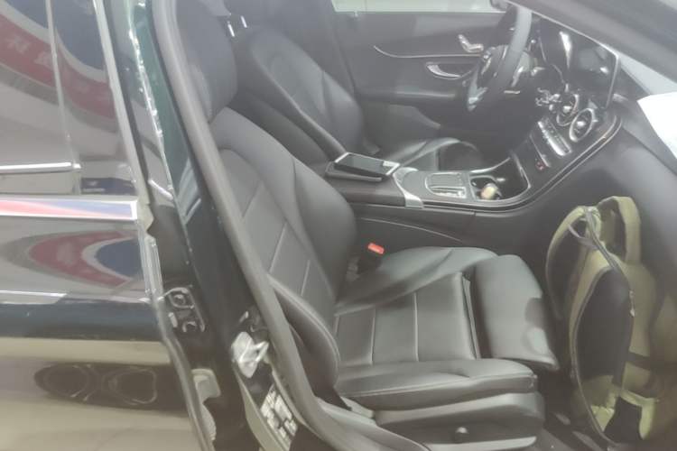 Used Mercedes-Benz C-Class 2021 C 200 L Fashion Edition Sport Version Right Front Seat