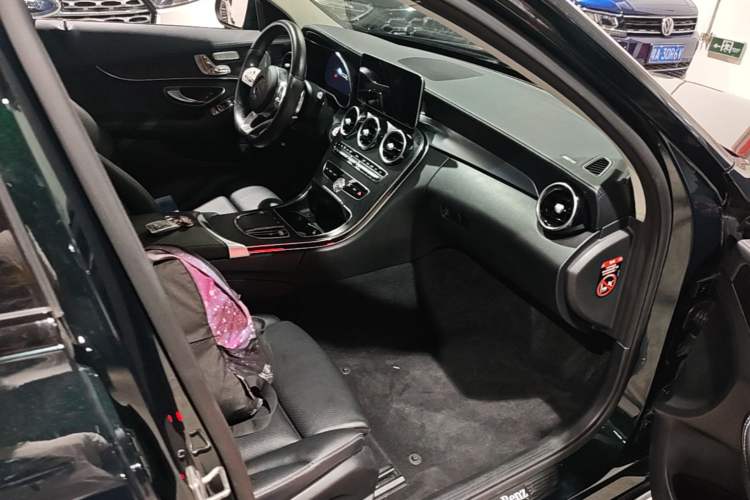 Used Mercedes-Benz C-Class 2021 C 260 L Sport Edition Star Collection Right Front Seat