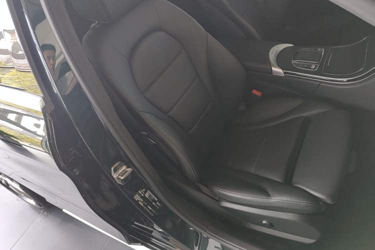 Used Mercedes-Benz C-Class 2021 C 200 L Fashion Edition Sport Version Right Front Seat