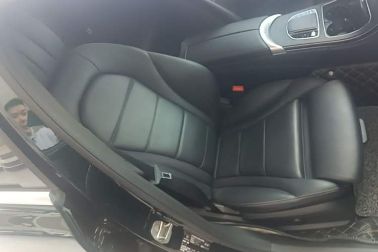 Used Mercedes-Benz C-Class 2021 C 200 L Fashion Edition Sport Version Right Front Seat