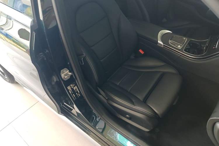 Used Mercedes-Benz C-Class 2021 C 260 L Sport Edition Right Front Seat