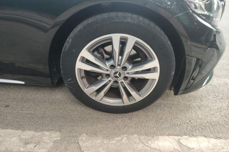 Used Mercedes-Benz C-Class 2021 C 200 L Fashion Edition Sport Version Right Front Wheel Hub