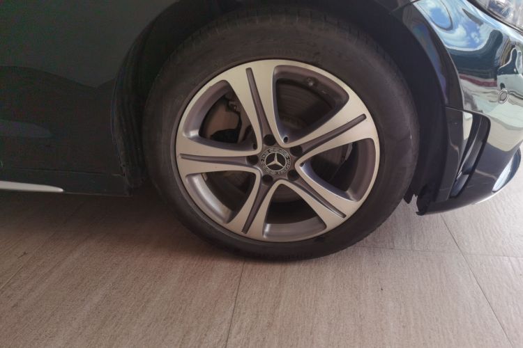 Used Mercedes-Benz C-Class 2021 C 260 L Sport Edition Right Front Wheel Hub