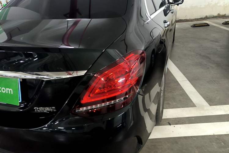 Used Mercedes-Benz C-Class 2021 C 200 L Fashion Edition Sport Version Right Rear Taillight