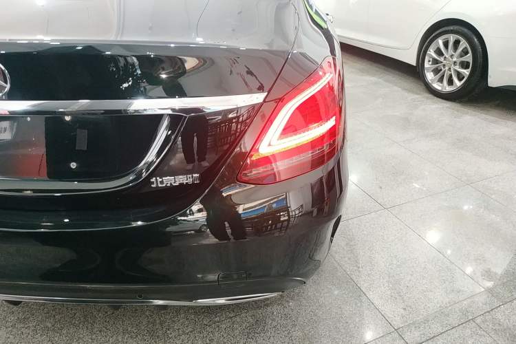 Used Mercedes-Benz C-Class 2021 C 200 L Fashion Edition Sport Version Right Rear Taillight