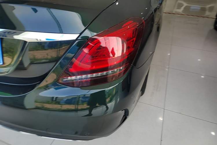 Used Mercedes-Benz C-Class 2021 C 260 L Sport Edition Right Rear Taillight
