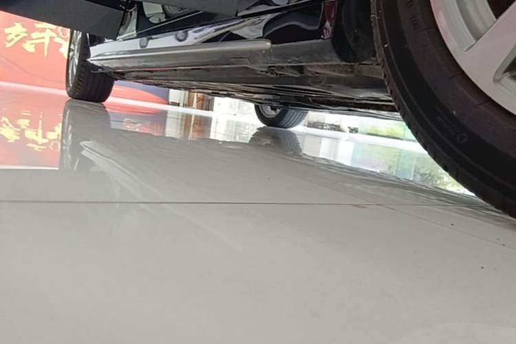 Used Mercedes-Benz C-Class 2021 C 200 L Fashion Edition Sport Version Right Side Sill
