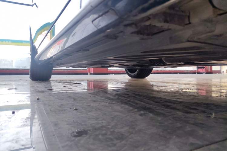 Used Mercedes-Benz C-Class 2021 C 260 L Sport Edition Star Collection Right Side Sill
