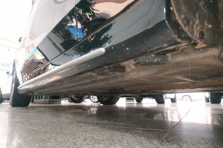 Used Mercedes-Benz C-Class 2021 C 200 L Fashion Edition Sport Version Right Side Sill