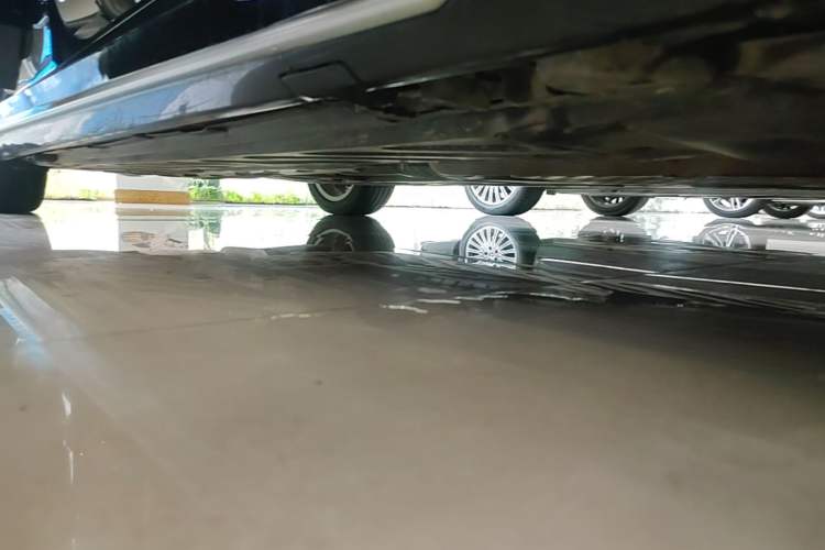 Used Mercedes-Benz C-Class 2021 C 260 L Sport Edition Right Side Sill