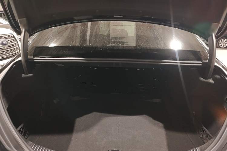 Used Mercedes-Benz C-Class 2021 C 260 L Sport Edition Star Collection Trunk