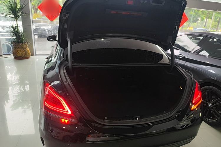 Used Mercedes-Benz C-Class 2021 C 200 L Fashion Edition Sport Version Trunk