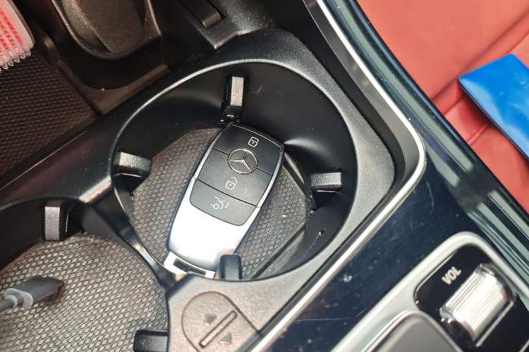 Used Mercedes-Benz C-Class 2021 C 260 Star Edition Vehicle Key