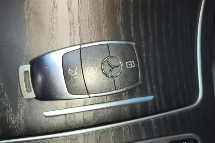Used Mercedes-Benz C-Class 2021 C 200 L Fashion Edition Sport Version Vehicle Key