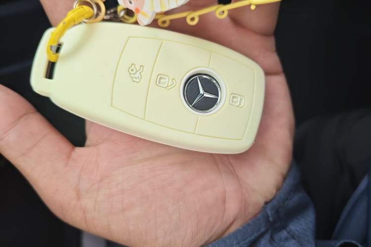 Used Mercedes-Benz C-Class 2021 C 260 L Sport Edition Star Collection Vehicle Key