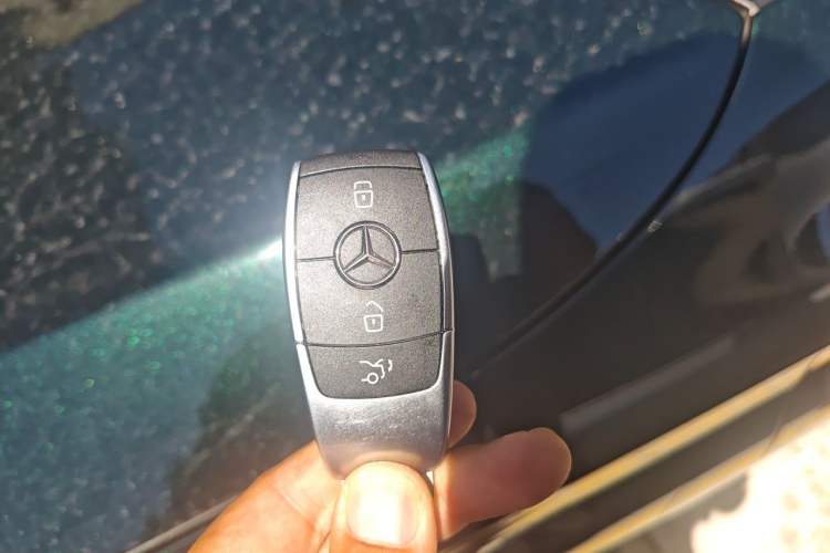 Used Mercedes-Benz C-Class 2021 C 260 L Sport Edition Vehicle Key
