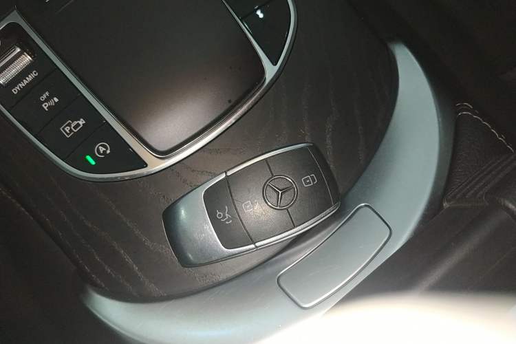 Used Mercedes-Benz C-Class 2021 C 200 L Fashion Edition Sport Version Vehicle Key