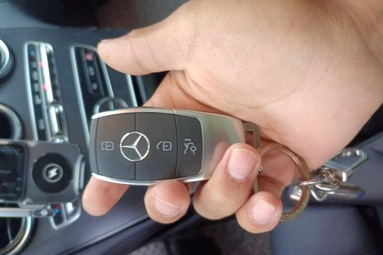 Used Mercedes-Benz C-Class 2021 C 260 L Sport Edition Star Collection Vehicle Key