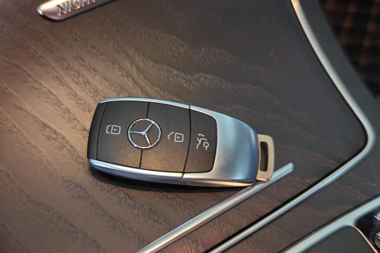 Used Mercedes-Benz C-Class 2021 C 260 L Sport Edition Star Collection Vehicle Key