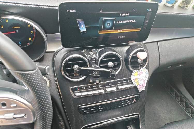 Used Mercedes-Benz C-Class 2021 C 200 L Fashion Edition Sport Version Audio And AC Panel