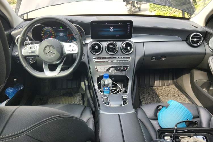 Used Mercedes-Benz C-Class 2021 C 260 L Sport Edition Star Collection Center Console